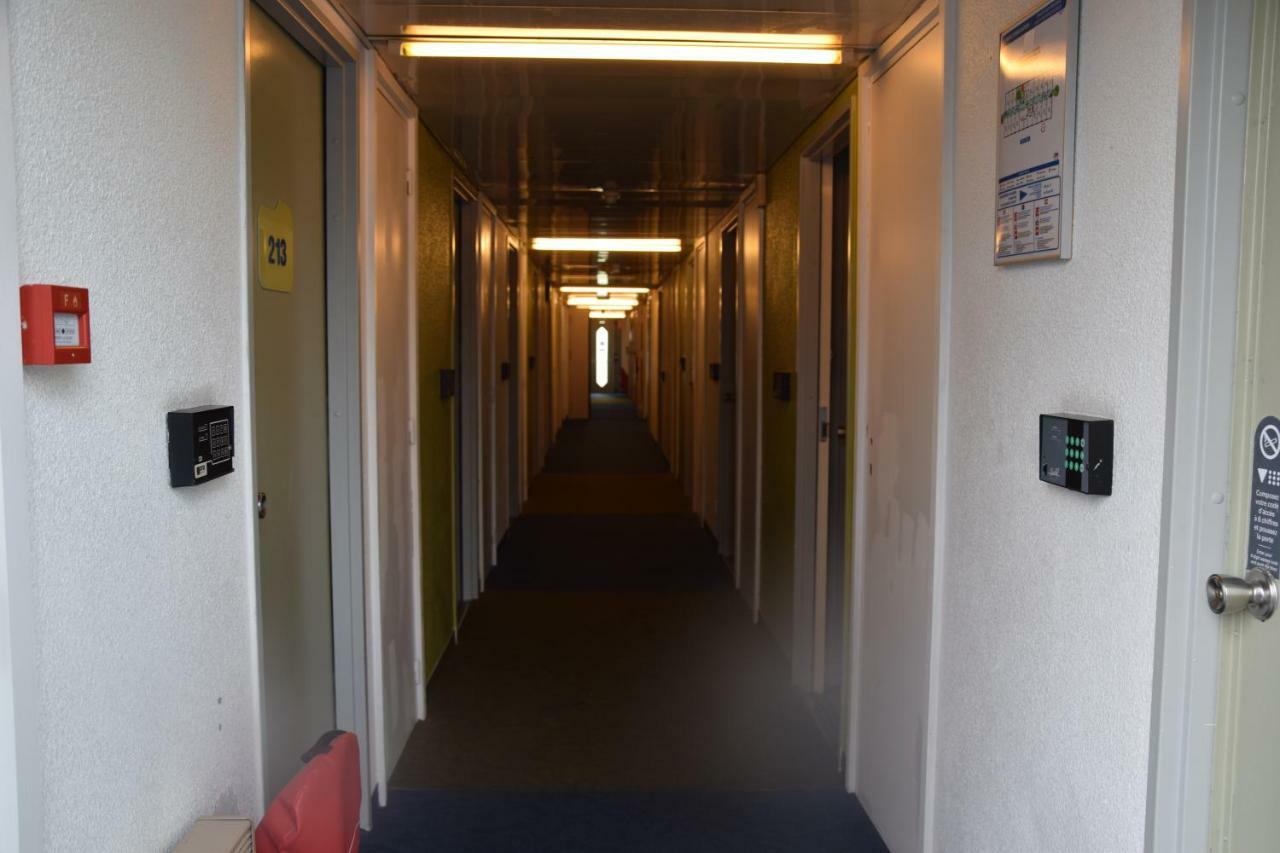 Design Booking Villeneuve-le-Roi Esterno foto