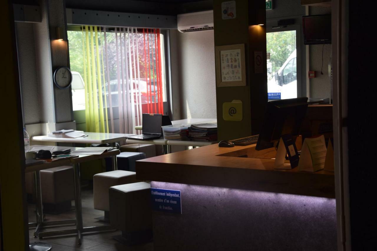 Design Booking Villeneuve-le-Roi Esterno foto