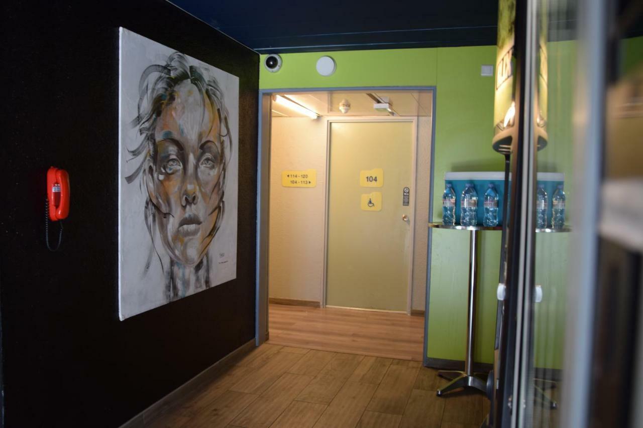 Design Booking Villeneuve-le-Roi Esterno foto